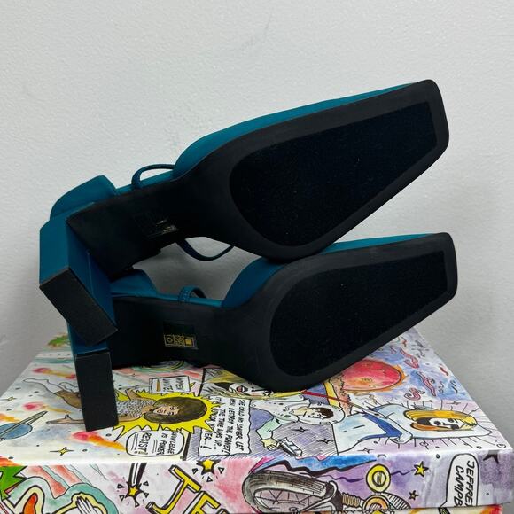 Jeffrey Campbell Popular Square-Toe Heel Pump in Dark Blue Neoprene Size 9 - Picture 7 of 8